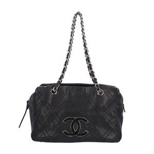 Chanel Diamond Stitch Shoulder Bag Black